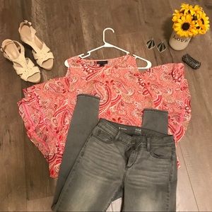 I jeans by buffalo top cold shoulder top. Small